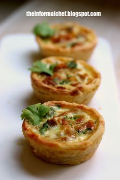 Chicken Tart, Tart Recipes Savory, Mini Quiches, Savory Pastry, Spicy Snacks, Savoury Baking, Flaky Pastry, Puff Pastry Recipes, Tart Recipes