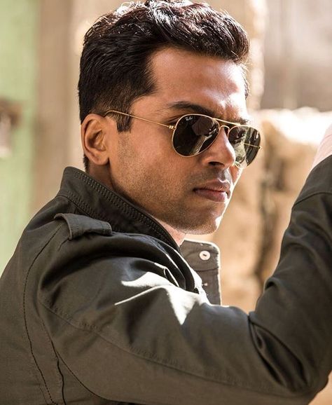 Kaatru Veliyidai Karthik Tamil Actor, Kaatru Veliyidai, Actor Karthi Hd Images, Dev Movie, Surya Actor, Mani Ratnam, Famous Indian Actors, Movies Box, Movies For Boys