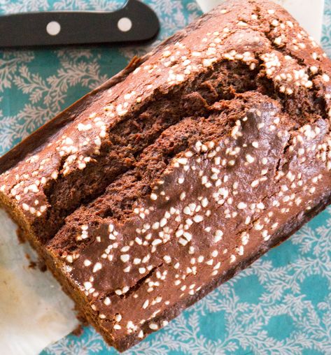 BAKING WITH BEETS! I love that beets make their way into baked goods and deliver the perfect texture. This chocolate beet loaf is a tricky way to eat your veggies! This Chocolate Beet Loaf is moist and chocolatey, perfect for a chocolate, I mean veggie, breakfast! I | #BEETS | #QUICKBREAD | #Recipes at OatandSesame.com Beet Bread Recipe, Beet Loaf, Recipes Brownies, Bread Sweet, Box Recipes, Muffins Recipes, Baking Chocolate, Beet Recipes, Chocolate Bread