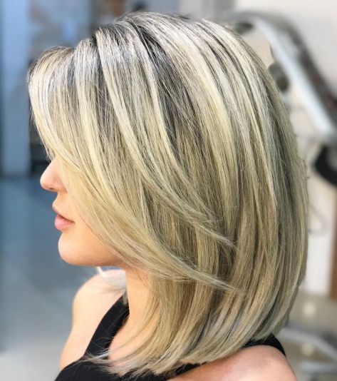 Blonde Lob With V-Cut Layers Valemoods Hair Over 50, Soft Bangs Medium Hair, Layered Haircuts For Women, Hair Layers, Blonde Lob, Womens Haircuts Medium, Framing Layers, Styles Ideas, Shoulder Length Hair Cuts