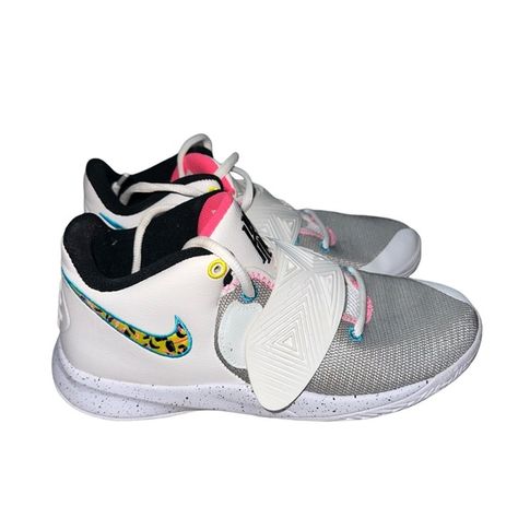 Nike Kyrie Flytrap 3 - 5.5 Men’s or 7.5 Women’s Kyrie Flytrap 5, Nike Kyrie Flytrap, Nike Kyrie, A Basketball, South Beach, The Court, Pink And Black, Basketball Shoes, Basketball