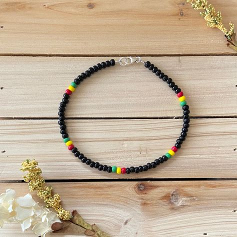 Bijoux Aesthetic, Rasta Style, Seed Bead Anklet, Bead Anklet, Бисер Twin, Anklet Designs, Beaded Anklet, Diy Bracelets Easy, Gelang Manik