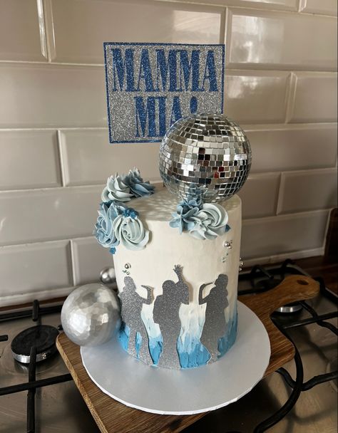 Mama Mia Birthday Cake Ideas, Abba Themed Cake, Mama Mia Themed Cake, Abba Cupcakes, Mama Mia Cupcakes, Mamma Mia Cupcakes, Mamma Mia Cake 17, Mama Mia Cake Ideas, Abba Birthday Cake