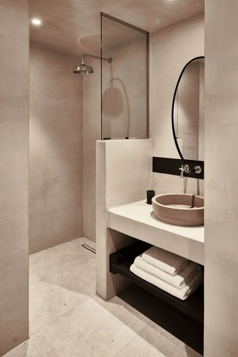 Hotel Bathroom Design, Small Hotel Room, Toilet And Bathroom Design, Farmhouse Small, Concrete Bathroom, Bathroom Design Decor, Downstairs Bathroom, Hotel Bathroom, Bathroom Inspiration Decor