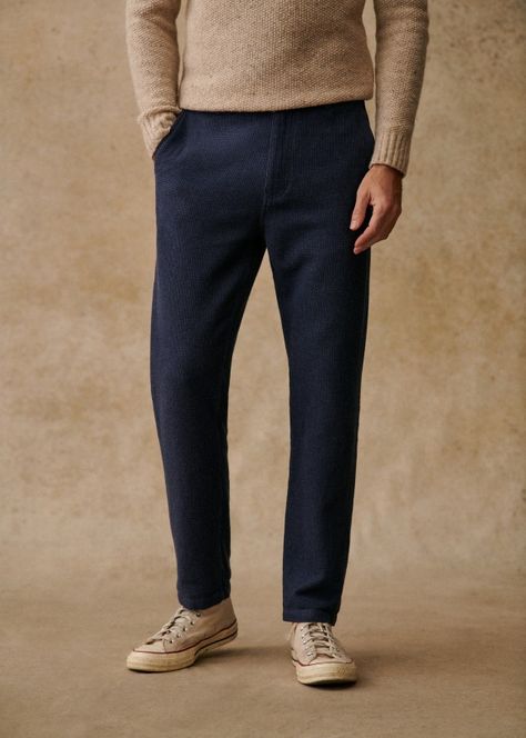 Albro Trousers - Beige Gaufré - Organic Cotton - Octobre Éditions Mens High Rise Trousers, Men’s Trousers Casual, Men Trousers Outfit, Mens Wool Pants Dark Frank And Oak, Men Fall Outfits, Mens Wool Pants, James Bond Outfits, Bond Outfits, Men’s Wool Pants