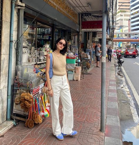 All Posts • Instagram Spring Outfits Korea, Celana Fashion, Outfit Korean Style, Asian Street Style, Causual Outfits, Fashion Attire, Simple Trendy Outfits, Casual Style Outfits, My Collection