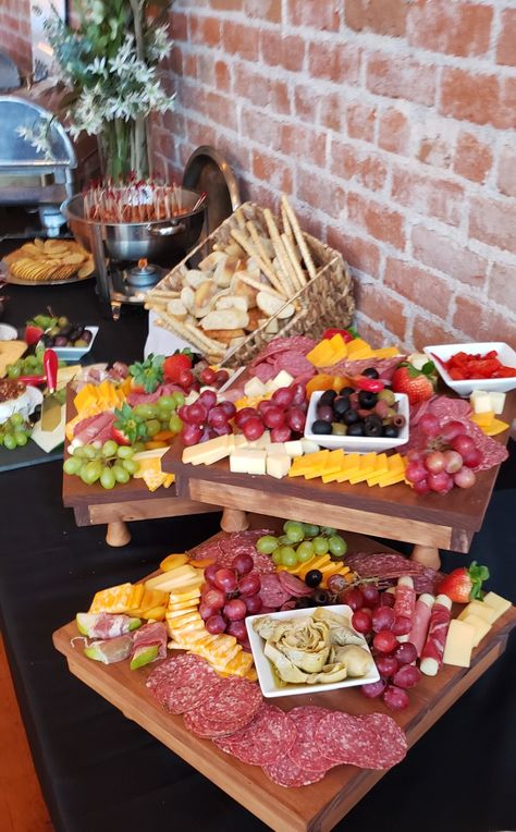 Vertical Charcuterie Board, Charcuterie Board Tower, Tiered Appetizer Display, Meat And Cheese Table Display, How To Display Crackers For A Party, Multi Level Charcuterie Board, Meat And Cheese Board Wedding, Multiple Charcuterie Boards Display, Tiered Charcuterie Board