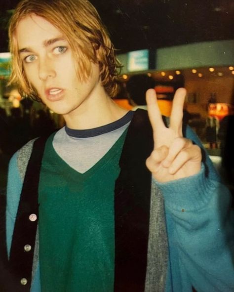 Daniel Johns 90s, Long John Silver, Daniel Johns, Daryl Dixon, Art Music, Punk Fashion, Music Bands, Boy Bands, Rocker