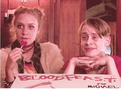 middle part + baby buns + heart lolly = fabulous Party Monster Movie, Chloe Sevigny Style, Michael Alig, Party Monster, Pulp Fiction Art, Macaulay Culkin, Chloe Sevigny, Teen Magazine, Sonic Youth