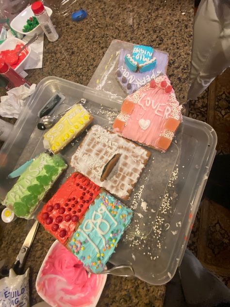 Taylor Swift Themed Gingerbread House, Lover House Gingerbread House, Gingerbread House Taylor Swift, Eras Tour Gingerbread House, Taylor Swift Gingerbread House Ideas, Preppy Gingerbread House Ideas, Poptart Gingerbread House Ideas, Taylor Swift Gingerbread House, Taylor Swift Gingerbread