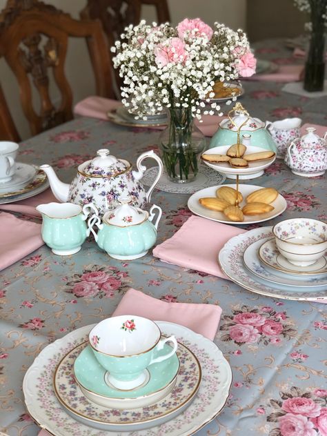 #teaparty #royalalbert #vintage #tea #teaset High Tea Setting Table, High Tea Graduation Party, Tea Time Table Decoration, Tea Time Set Up, Round Tea Party Table, Bridal Afternoon Tea, Mystical Tea Party, Teacup Party Ideas, Pastel Tea Party Decorations