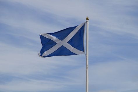 How To Say Hello, St Andrews Cross, Flag Of Scotland, Scottish Flag, Gaelic Words, Thanking Someone, Scottish Gaelic, Learning Courses, Isle Of Skye