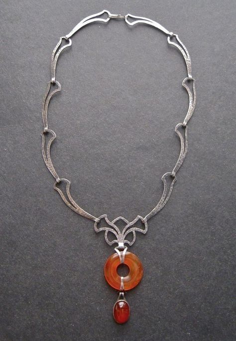 Arts and Crafts Hammered Sterling Carnelian Necklace Necklace Clasps Ideas, Handmade Chains Jewelry, Handmade Chain Jewelry, Handmade Chains, Chain Art, Handmade Chain, Carnelian Necklace, Wire Jewelry Designs, Wire Work Jewelry