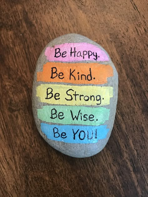 Rock Painting Sayings, Rock Painting Ideas With Quotes, Motivational Rocks Painting, Rock Painting Friendship, Rock Coloring Ideas, Simple Rock Painting Ideas For Beginners, Rock Painting Quotes, Inspirational Rock Painting Ideas, Friendship Rocks