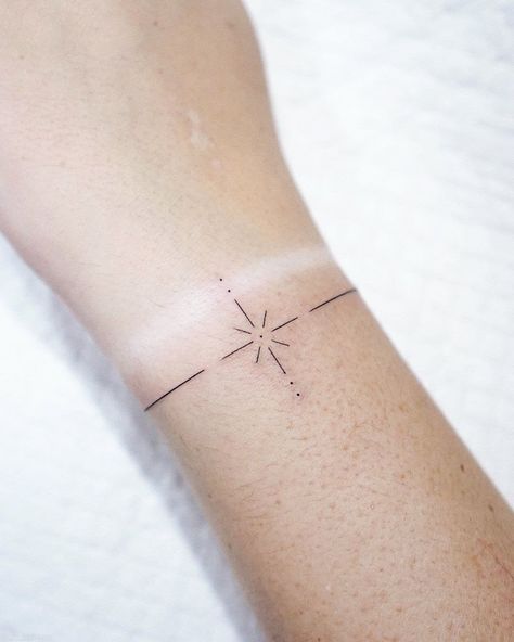 Snake Virgo Tattoo, Bracelet Fine Line Tattoo, Fine Line Bracelet Tattoos For Women, Star Bracelet Tattoo, Fine Line Bracelet Tattoo, Line Bracelet Tattoo, Tattoos Pulseras, Arm Cuff Tattoo, Virgo Bracelet