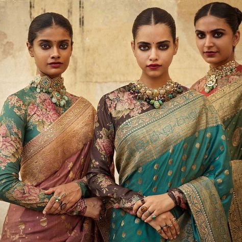 Sabyasachi Mukherjee on Instagram: “The Sabya Edit Sarees for Summer 2020  Jewellery Courtesy: Sabyasachi Heritage Jewelry collection @sabyasachijewelry  For all enquiries,…” Sabyasachi Collection, Sabyasachi Mukherjee, Sabyasachi Sarees, Indian Sari Dress, High Fashion Looks, Saree Trends, Elegant Saree, Stylish Sarees, Saree Look