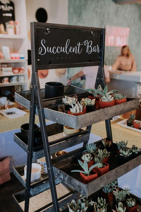 Explore the Beauty of Succulent Events - Succulent Bar Succulent Bar Diy, Flower Booth, Succulent Bar, Plant Bar, Succulents Ideas, Taco Cart, Bar Displays, Taco Bar, Diy Bar