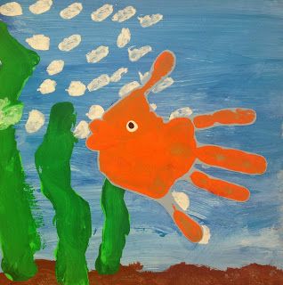 ARTipelago: Handprint Fish Palm Painting For Kids Handprint Art, Handprint Fish, Fish Handprint, Square 1 Art, Hand Print Flowers, Fingerprint Crafts, Camp Games, Finger Art, Handprint Crafts