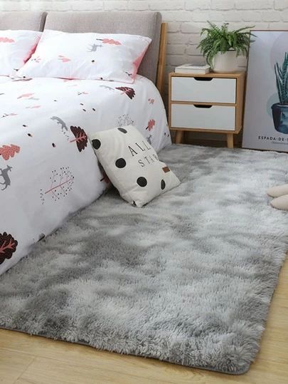 Floor Mats For Bedroom, Fur Rug Bedroom, Bedroom Marble, Fluffy Rugs, Bedroom Deco, Study Room Decor, Carpet Size, Apartment Decor Inspiration, Decor Fashion