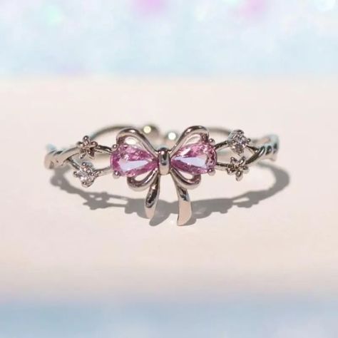 Exquisite Bow Hollow Sweet Fashion Temperament High Copper - Temu قلادات متدلية, Ribbon Ring, Pink Stones, Necklace Chain Lengths, Jewelry Lookbook, Cute Rings, Pink Ring, Girly Jewelry, Dream Jewelry