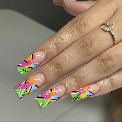 90s Nails Acrylic Design, Hood Nails Art, Short Freaknik Nails, Hot Pink 90s Nails, 90s Style Nails Acrylic, 90s Inspired Nails Acrylic Black Women, 90s Nails Acrylic Short, Freaknik Nails Ideas, 90 Nails The 90s Art Designs Short