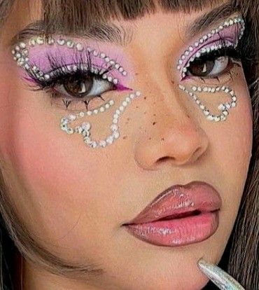 Rhinestone Face, Butterfly Makeup, Rhinestone Makeup, Butterfly Rhinestone, Rave Makeup, Model Pics, Face Gems, Dope Makeup, Makeup Eye Looks