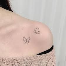 Small Shoulder Tattoo, Dainty Butterfly Tattoo, Shoulder Tattoo Designs, Can Tattoo, Butterfly Tattoo On Shoulder, Simple Tattoos For Women, Small Shoulder Tattoos, Small Butterfly Tattoo, Tattoos Inspiration