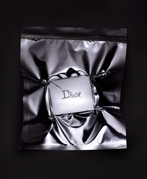 Travis Rathbone - COSMETIC Silver Packaging Design, Futuristic Packaging, Nars Foundation, Luxury Packaging Design, Packaging Jewelry, Vacuum Packaging, Design Movements, Coach Horse And Carriage Tote, Luxury Packaging