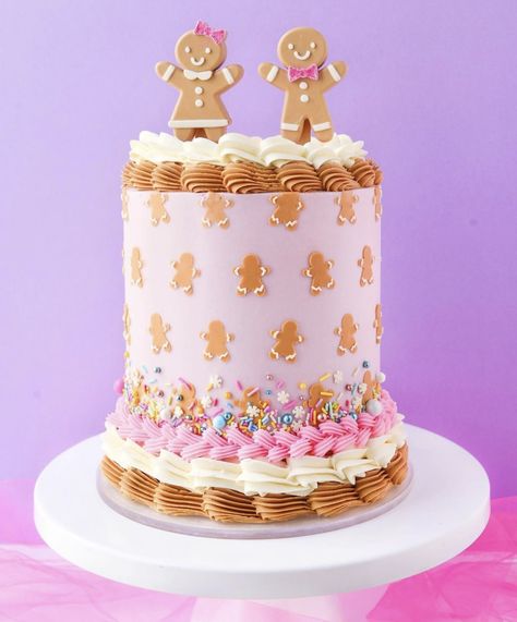 Gingerbread Theme Birthday Cake, Gingerbread Man Birthday Cake, Gingerbread Birthday Cake, Pink Christmas Cake, Vintage Christmas Cake, Hot Pink Cake, Lavender Christmas, Hot Pink Cakes, Christmas Birthday Cake