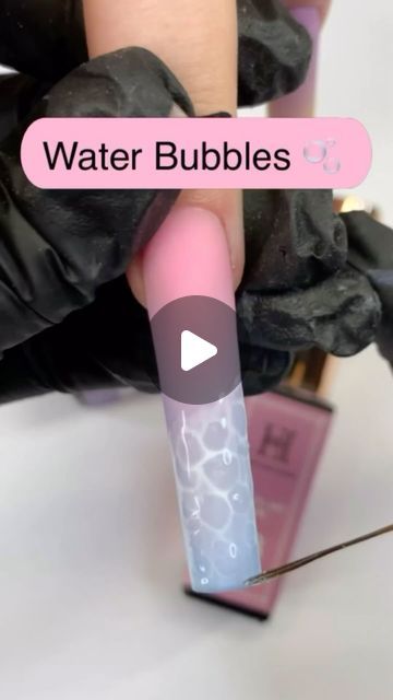 The Nail Babe on Instagram: "Water Bubble tutorial💦🫧 By: @hnnailsbyhoney✨ • • • • ❤️‍🔥💅🏽Follow @thenailbabeuk for more nail inspiration💅🏽❤️‍🔥  #nailarttutorial #creativenails #beginnernailtech #bluenails #bubblenails #nailinspo #trendnails #3dnails #bubbles #nailsonfleek #trendynails #nailsnailsnails #thenailbabeuk" Water Bubble Nails, Ocean Nails Tutorial, Bubble Nail Art, Slime Nails, Ocean Nail Art, Alien Nails, Ocean Nails, Bubble Nails, Gel Paint