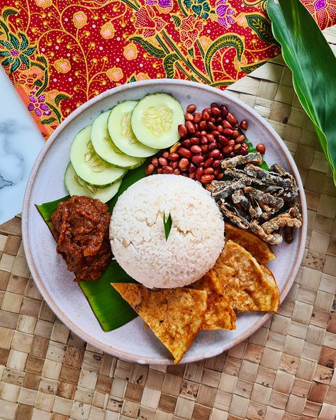 Vegan Nasi Lemak, Nasi Lemak Aesthetic, Vegan Omelette, Vegan Meat Recipe, Vegan Meat, Asam Jawa, Meat Recipe, Nasi Lemak, Vegan Beans