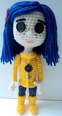 Coraline Characters, Doll Free Crochet Pattern, Coraline Doll, Halloween Crochet Patterns, Easy Crochet Projects, Crochet Amigurumi Free, Crochet Fall, Halloween Crochet, Crochet Doll Pattern