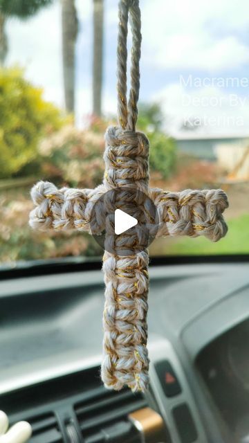 Makramee Ring, Macrame Cross, Macrame Colar, Crochet Bracelet Pattern, Rope Projects, Macrame Knots Tutorial, Personalised Gifts Diy, Makramee Diy, Macrame Knots Pattern