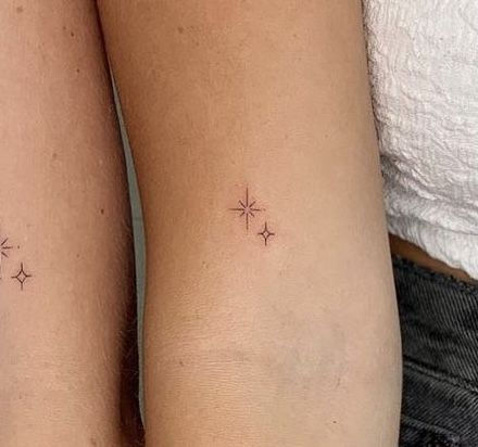 Star Tattoo On Wrist, Disney Tattoos Small, Maching Tattoos, Sparkle Tattoo, Small Star Tattoos, Small Girly Tattoos, Small Pretty Tattoos, Petite Tattoos, Парные Тату