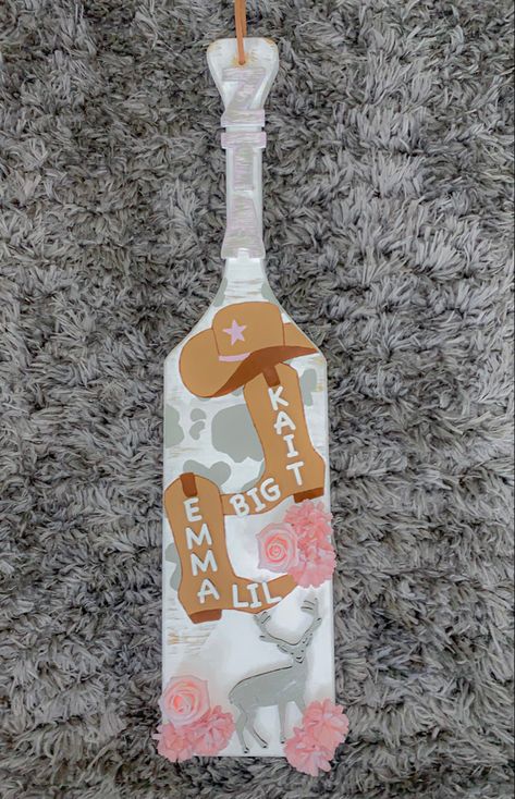 Cow Print Sorority Paddle, Western Paddle Sorority, Sorority Paddles Country, Country Paddle Sorority, Western Sorority Paddle, Paddles For Sorority, Twin Sorority Paddles, Sorority Paddles Ideas Big Little, Big Little Paddles Sorority Ideas