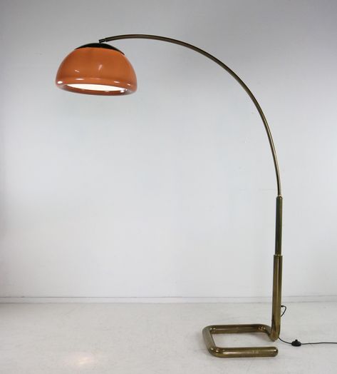 Listed on VNTG.com: German design large arc floor lamp for Cosack, 1970s | #vntg #vintage Floor Arch Lamp, 70s Standing Lamp, Standing Lamp Vintage, Mid Century Lamps Floor, Floor Lamp Mid Century Modern, Mcm Floor Lamp, Arc Lamp Living Room, Floor Arc Lamp, Midcentury Lamps