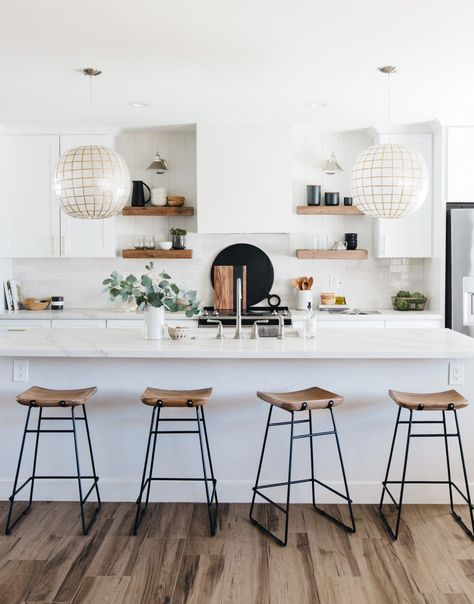 Wood Open Shelves, White Wood Kitchens, Pink Terracotta, Custom Range Hood, Brown Kitchens, All White Kitchen, Kitchen Inspiration Design, Kitchen Diner, Black Kitchens