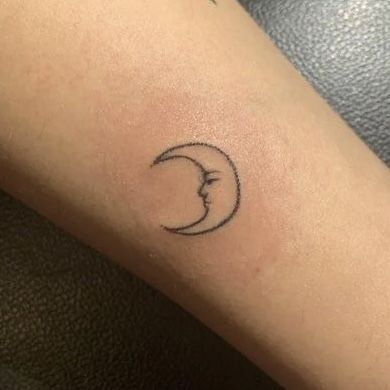 Aesthetic Tattoo Ideas, Taboo Tattoo, Unique Tattoo Ideas, 20 Aesthetic, Stick N Poke Tattoo, Bold Artwork, Tattoo Now, Small Hand Tattoos, Poke Tattoo