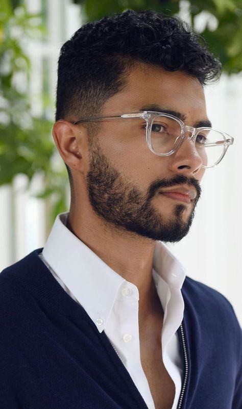 Mens Glasses Trends, Mens Clear Glasses, Stylish Glasses For Men, Mens Eyeglasses, Mens Eye Glasses, Glasses Outfit, Mens Glasses Fashion, Glasses Trends, Boys Glasses