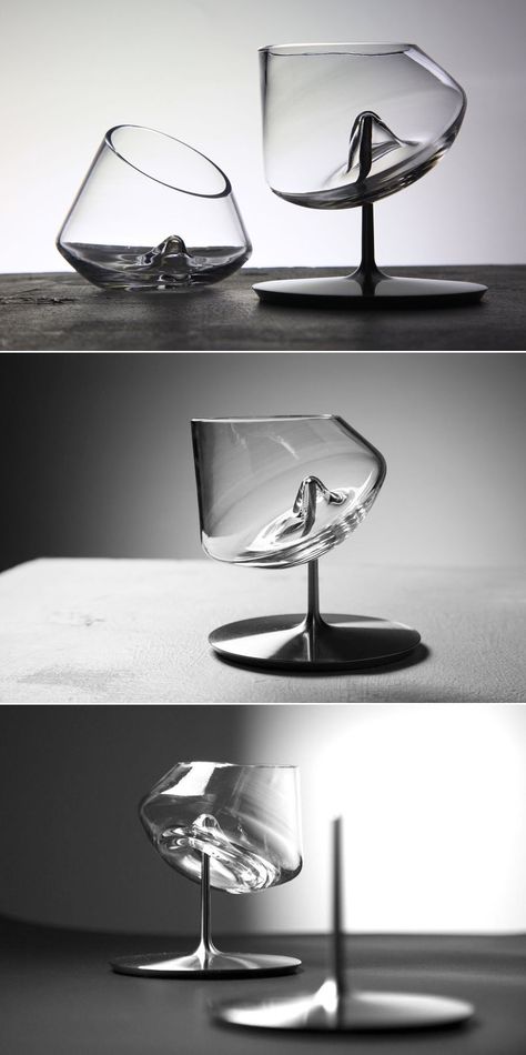 Unique Glassware Modern, Luxury Wine Glasses, Unique Cocktail Glassware, Cool Glassware, Unique Cocktail Glasses, Drinking Glass Design, Luxury Product Design, Drinking Glasses Design, Glass Bottle Design