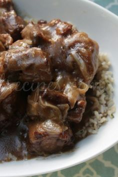 Southern Smothered Oxtails | I Heart Recipes Smothered Oxtails, Oxtail Recipes Crockpot, Oxtail Recipes Easy, Cooking Oxtails, I Heart Recipes, Pork Chops And Gravy, Oxtail Recipes, Heart Recipes, Smothered Pork Chops