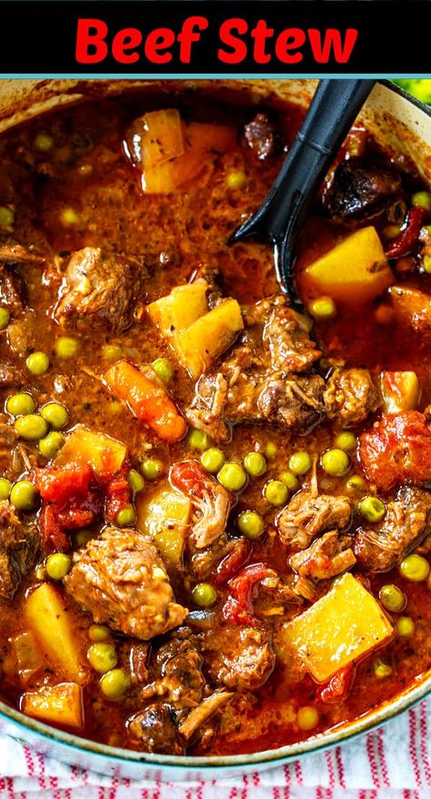 Southern Beef Stew, Slow Beef Stew, Crockpot Beef Stew, Stew Crockpot, Classic Beef Stew, Stew Beef, Crockpot Recipes Beef Stew, Beef Stew Crockpot, Crockpot Recipes Beef