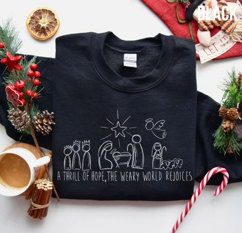 USQualityApparel - Etsy Christmas Tshirt, Jesus Shirt, Christian Sweatshirt, Christmas Jumper, Religious Christmas, Circuit Projects, Christian Christmas, Christmas Gift Box, Christmas Nativity