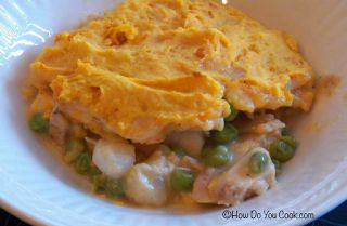 Turkey Stuffing Casserole, Paleo Chicken Pot Pie, Sweet Potato Crust, Potato Crust, Stuffing Casserole, Turkey Stuffing, Chicken Recipies, Pasta Sides, Pot Pies Recipes