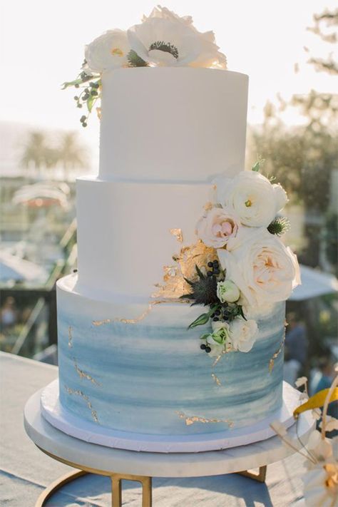 Light Blue And Gold Wedding Cake, Pink Blue Wedding Decoration, Sage Green Navy Blue Blush Pink Wedding Cake, Cake Decor Wedding, Blue Wedding On The Beach, Pastel Blue Wedding Cake, Slate Blue Wedding Cake, Beach Wedding Cakes Ideas, Pink Blue Wedding Cake