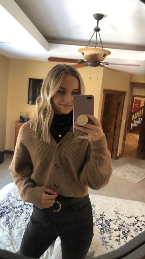 Outfit Ideas With Black Turtleneck, Black Turtleneck Cardigan Outfit, Work Turtleneck Outfit, Black Belt Outfit Aesthetic, Dressier Winter Outfits, Leather Pants With Cardigan Outfit, Leather Pants Cardigan Outfit, Cardigan Leather Pants, Brown Shirt Winter Outfit