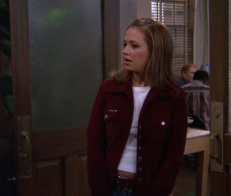 King Of Queens Carrie Outfits, Carrie Heffernan Outfits, Carrie Heffernan, Just Be, Leah Remini, King Of Queens, Character Inspo, East Side, Fit Inspo