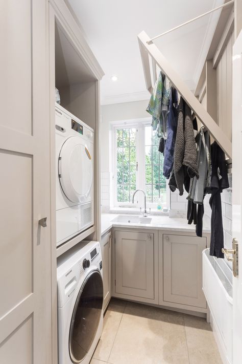 Short on floor space? One of our favourite and very simple utility room ideas is a wall mounted-airer that folds away when not in use – a practical option for drying clothes. #utilityroom #laundryroom #realhomes Utility Room Layout, Boot Room Utility, Utility Room Storage, Små Rum Lidt Plads, Room Layout Ideas, Small Utility Room, Utility Room Designs, Drying Room, Room Storage Diy