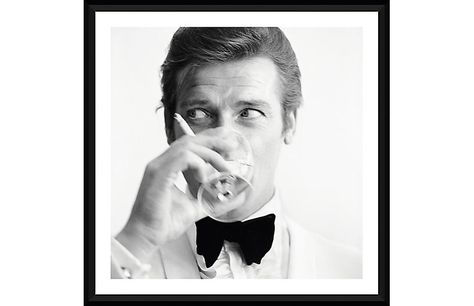 Exposition Photo, Shaken Not Stirred, Vintage Framed Art, 007 James Bond, Roger Moore, Photography Exhibition, Jack Nicholson, Photographic Paper, Kate Moss