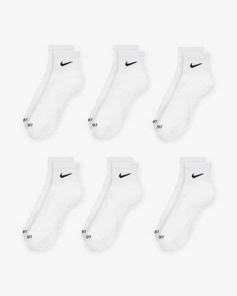 Nike Everyday Plus Cushioned Training Ankle Socks (6 Pairs). Nike.com Nike Socks Aesthetic Outfit, Nike Socks Aesthetic, Nike Socks Women, Nike Ankle Socks, Nike Shocks, White Nike Socks, Socks Aesthetic, Barbie Doll Set, Bf Gifts